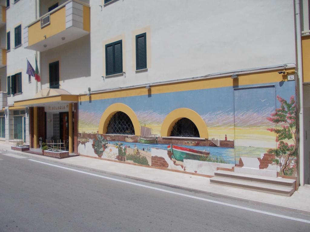 Hotel Solaria Rodi Garganico Exterior photo
